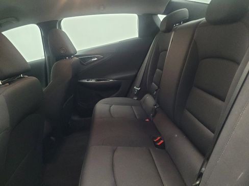 Used 2023 Chevrolet Malibu LS FWD image 18
