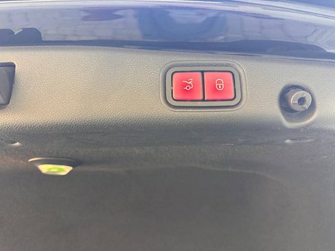 Used 2018 Mercedes-Benz E 63 AMG S image 83