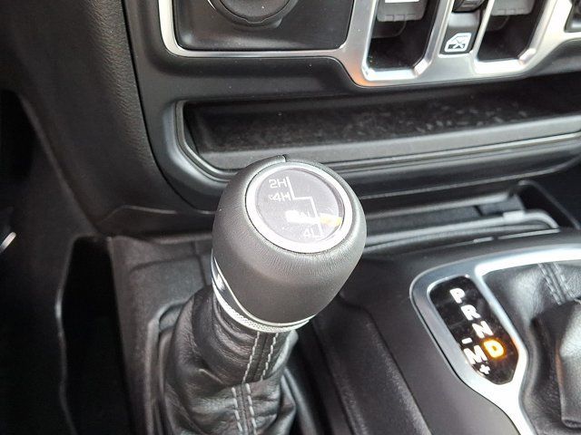 Used 2024 Jeep Wrangler Unlimited Sahara w/ Technology Group AWD/4WD image 23
