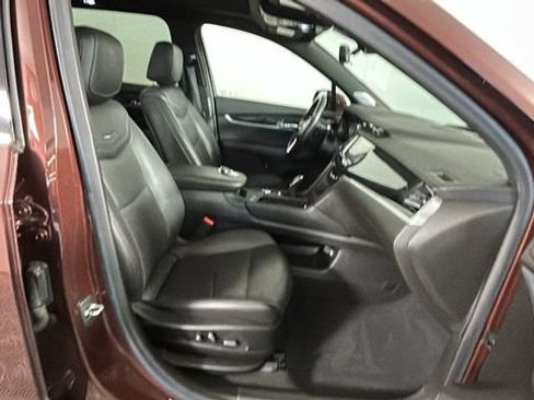 Used 2022 Cadillac XT6 Premium Luxury w/ Technology Package AWD/4WD image 30