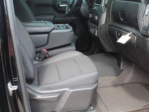 Used 2025 Chevrolet Silverado 1500 Custom AWD/4WD image 15