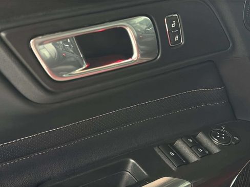 Used 2018 Ford Mustang GT Premium w/ Equipment Group 401A RWD image 11