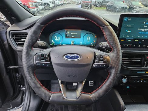 Used 2023 Ford Escape ST-Line Select w/ Tech Pack #2 image 21