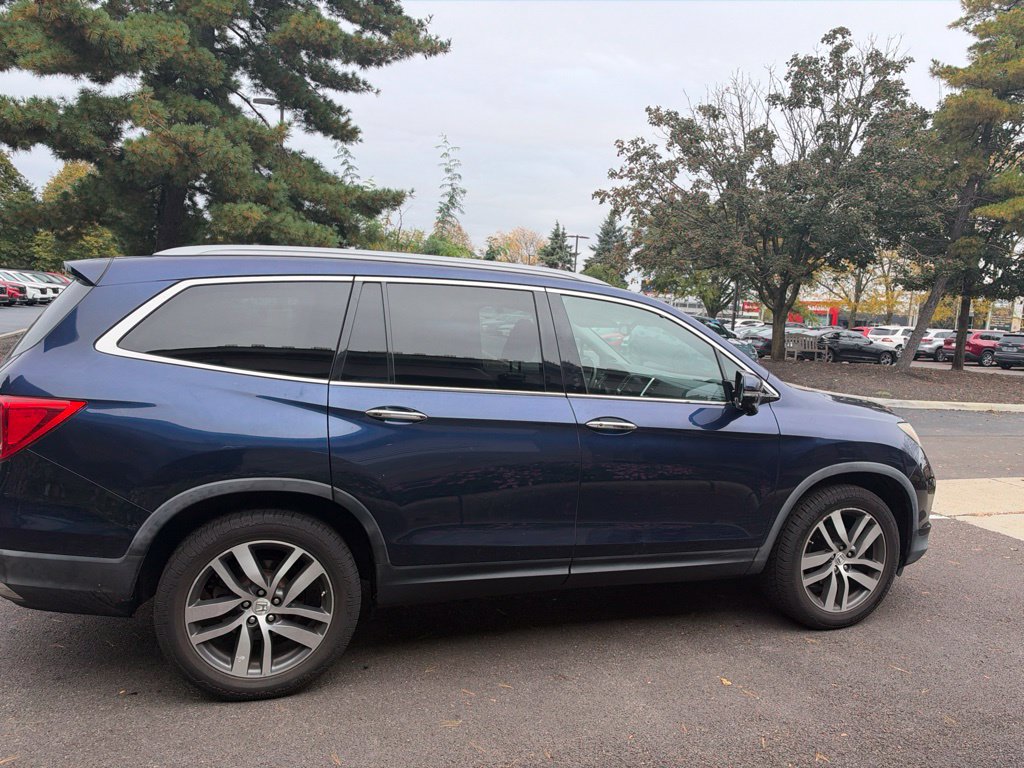 Used 2016 Honda Pilot Touring image 5