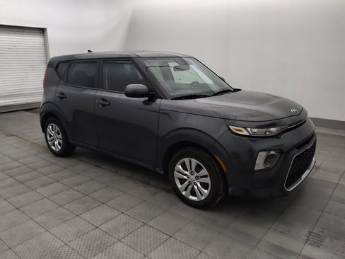 Used 2021 Kia Soul LX FWD image 11