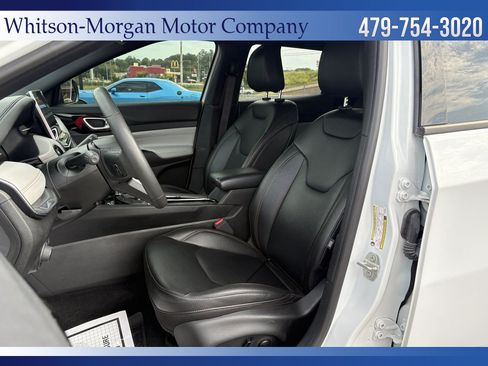 Used 2024 Jeep Compass Limited AWD/4WD image 9