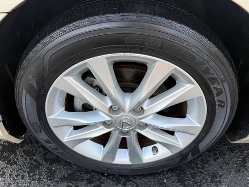 Used 2011 Lexus ES 350 FWD image 9