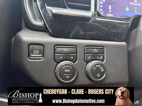 Used 2024 Chevrolet Silverado 1500 LT image 35