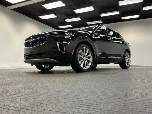 Used 2023 Buick Envision Avenir AWD/4WD image 2