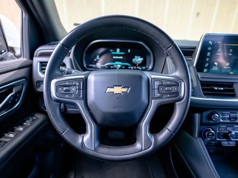 Certified 2024 Chevrolet Suburban LT AWD/4WD image 14
