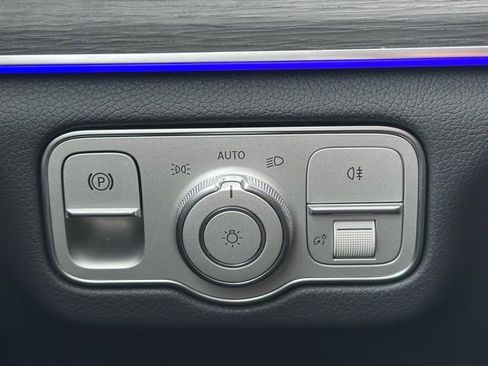 New 2026 Mercedes-Benz GLE 350 4MATIC image 17