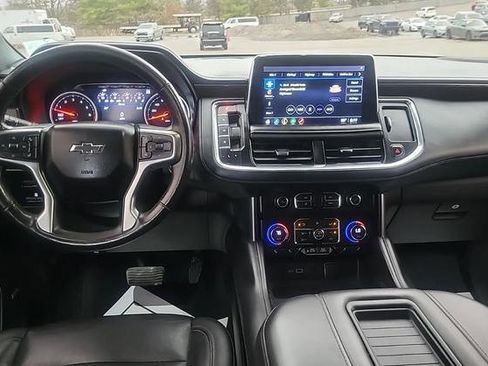 Used 2021 Chevrolet Suburban Z71 w/ Z71 Off-Road Package image 5