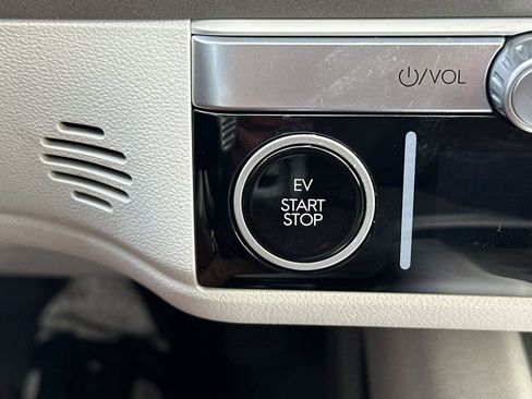 Used 2024 Hyundai Ioniq 6 SEL image 24