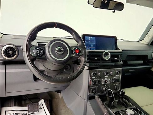 Used 2025 INEOS Grenadier Station Wagon AWD/4WD image 12