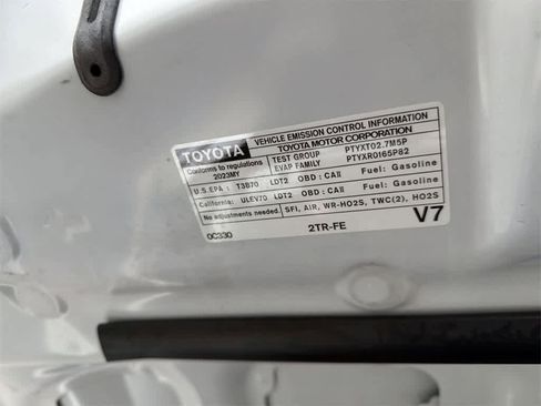 Used 2023 Toyota Tacoma SR5 image 9