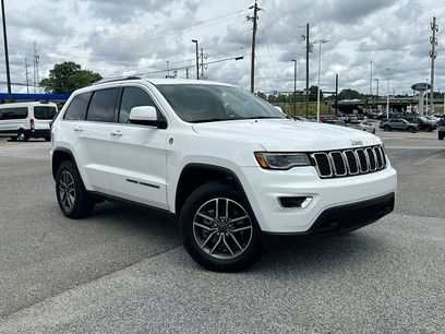 Used 2020 Jeep Grand Cherokee Laredo w/ 18" Wheel & 8.4" Radio Group