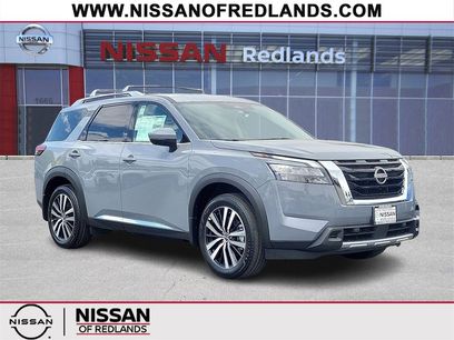 New 2025 Nissan Pathfinder Platinum w/ Cargo Package