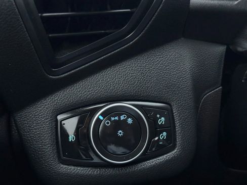 Used 2015 Ford Escape SE image 27