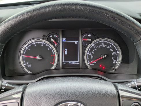 Used 2022 Toyota 4Runner TRD Pro AWD/4WD image 10