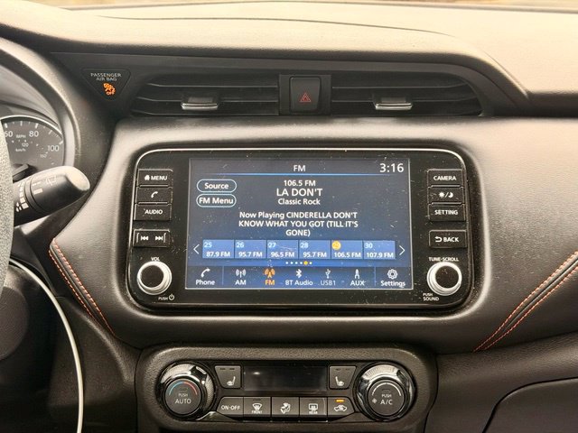 Used 2021 Nissan Kicks SR w/ SR Premium Package FWD image 21