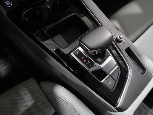 Used 2023 Audi A4 2.0T Premium Plus image 16