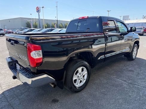 Used 2016 Toyota Tundra SR5 AWD/4WD image 6