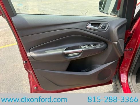 Used 2014 Ford Escape Titanium w/ Equipment Group 401A AWD/4WD image 27
