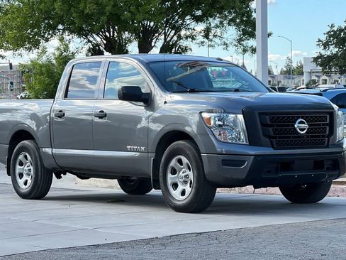 Used 2021 Nissan Titan S w/ S Utility Package image 10