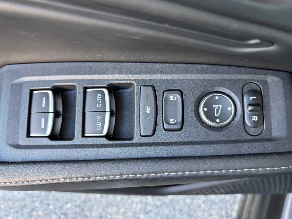 Used 2025 Honda Accord Sport image 26