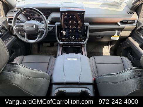New 2026 GMC Yukon Denali w/ Denali Reserve Package AWD/4WD image 10