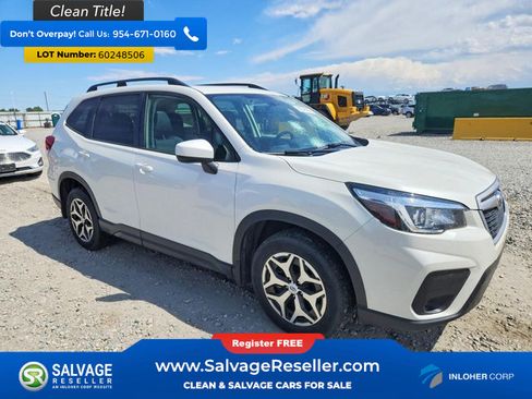 Used 2019 Subaru Forester Premium w/ All-Weather Package AWD/4WD image 5
