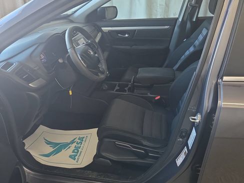 Used 2018 Honda CR-V LX image 3