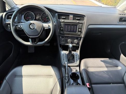 Used 2021 Volkswagen Golf 4-Door FWD image 9