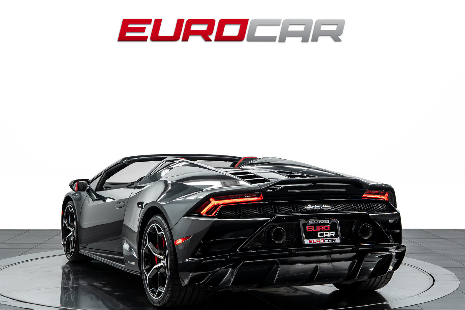 Used 2021 Lamborghini Huracan EVO RWD image 4