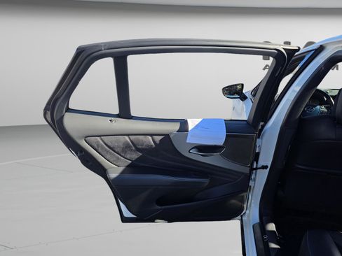 Used 2023 Lexus LS 500 F Sport image 26