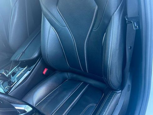 Used 2018 BMW 530i xDrive w/ Premium Package AWD/4WD image 14