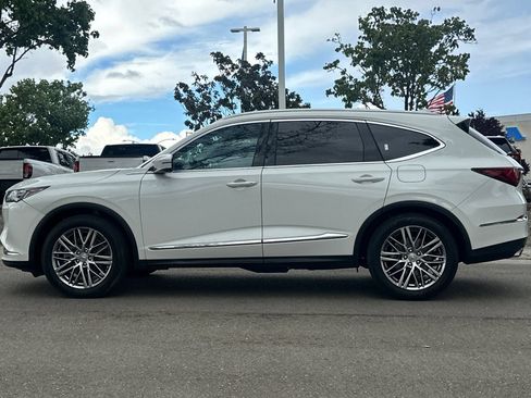 Used 2022 Acura MDX SH-AWD w/ Advance Package image 7