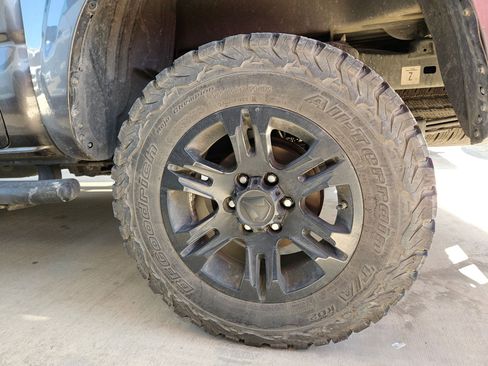 Used 2022 Toyota Tacoma SR w/ SR Convenience Package image 10