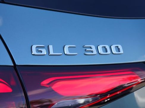 Used 2026 Mercedes-Benz GLC 300 image 14