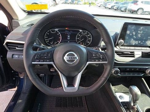 Used 2022 Nissan Altima 2.5 SR image 15