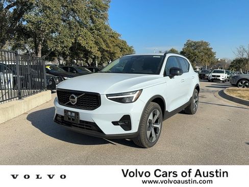 New 2026 Volvo XC40 B5 Plus w/ Protection Package Premier image 1