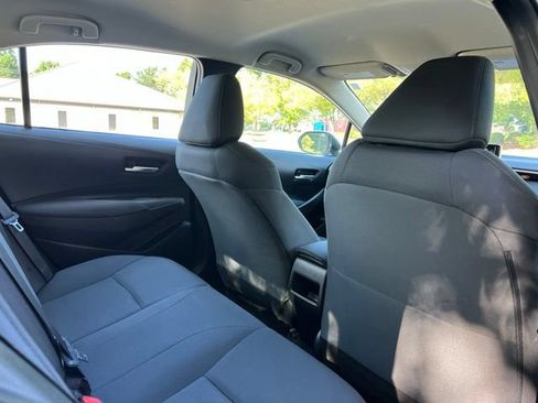 Used 2021 Toyota Corolla LE FWD image 17
