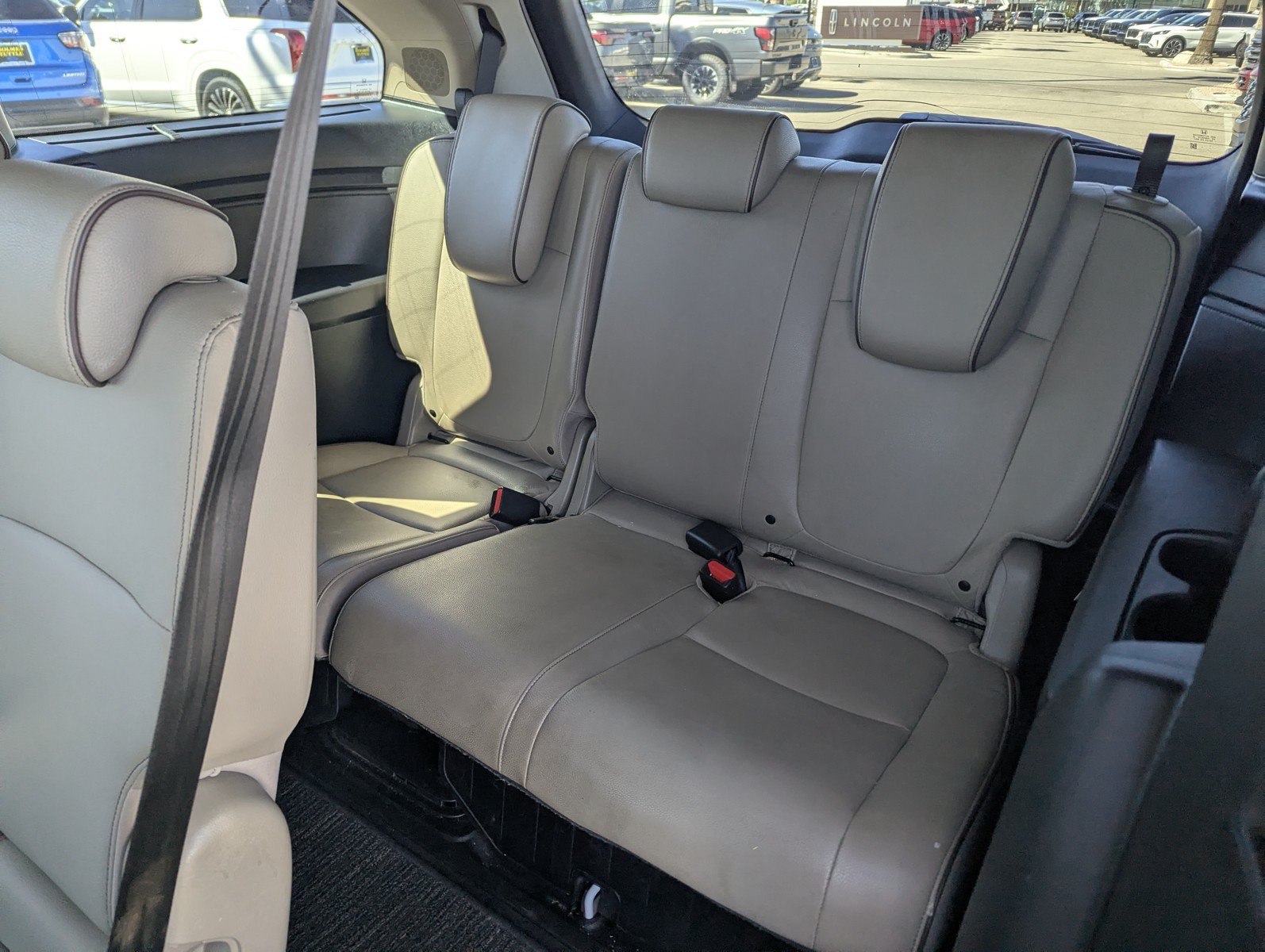 Used 2023 Honda Odyssey Elite image 9