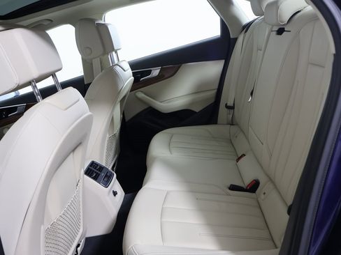 Used 2023 Audi A4 2.0T Premium w/ Convenience Package image 22