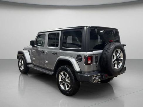Used 2020 Jeep Wrangler Unlimited Sahara image 6