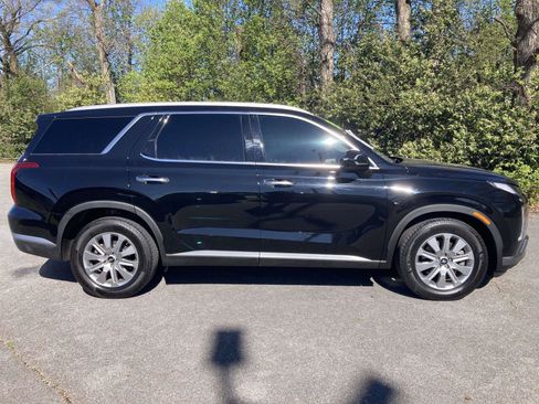 Used 2023 Hyundai Palisade SEL image 2
