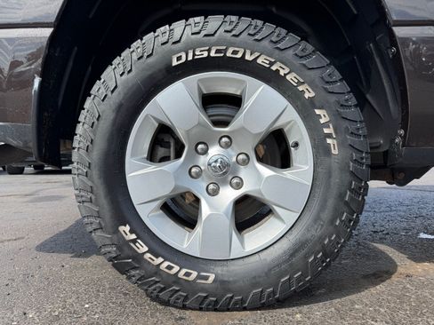 Used 2019 RAM 1500 Big Horn AWD/4WD image 13