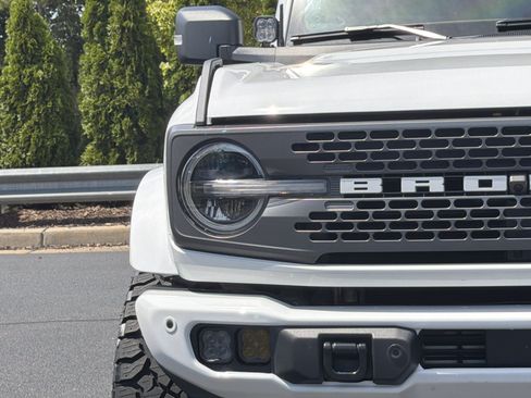 Used 2023 Ford Bronco Badlands AWD/4WD image 17