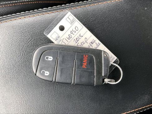 Used 2018 Jeep Compass Latitude image 23