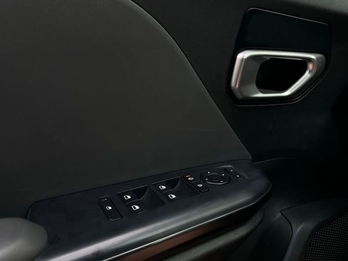 Used 2025 Kia K4 LXS image 20